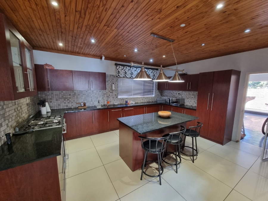 To Let 4 Bedroom Property for Rent in Panorama Free State